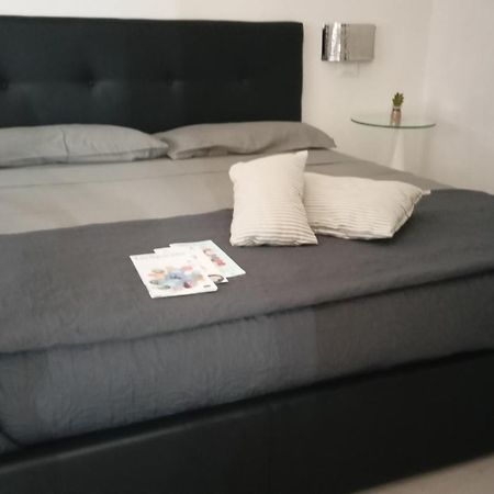 La Tana Della Volpe Hotel ลาสเปเซีย ภายนอก รูปภาพ