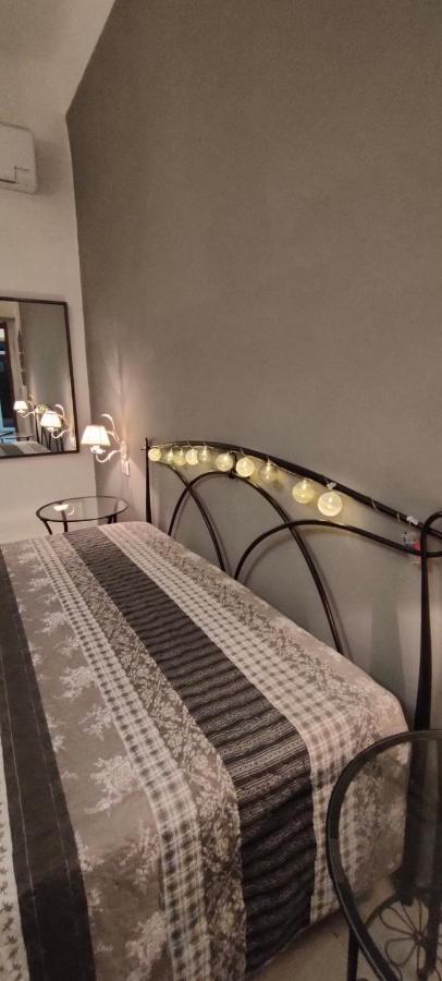 La Tana Della Volpe Hotel ลาสเปเซีย ภายนอก รูปภาพ