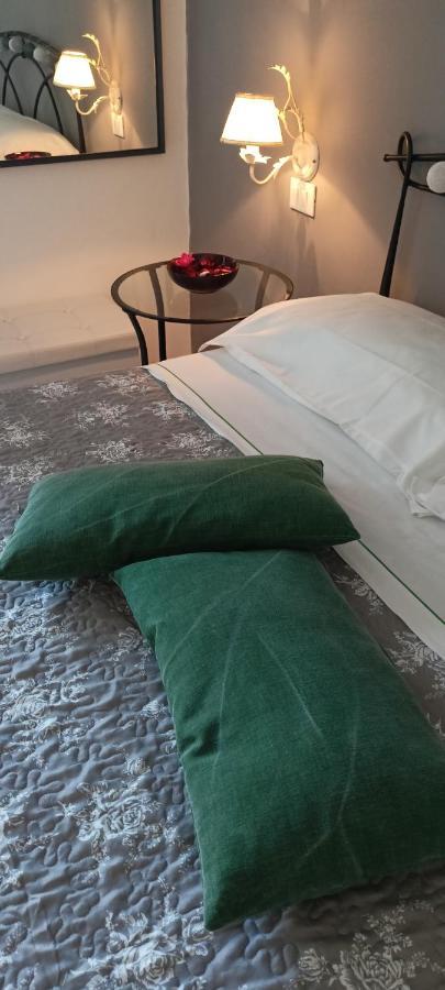 La Tana Della Volpe Hotel ลาสเปเซีย ภายนอก รูปภาพ